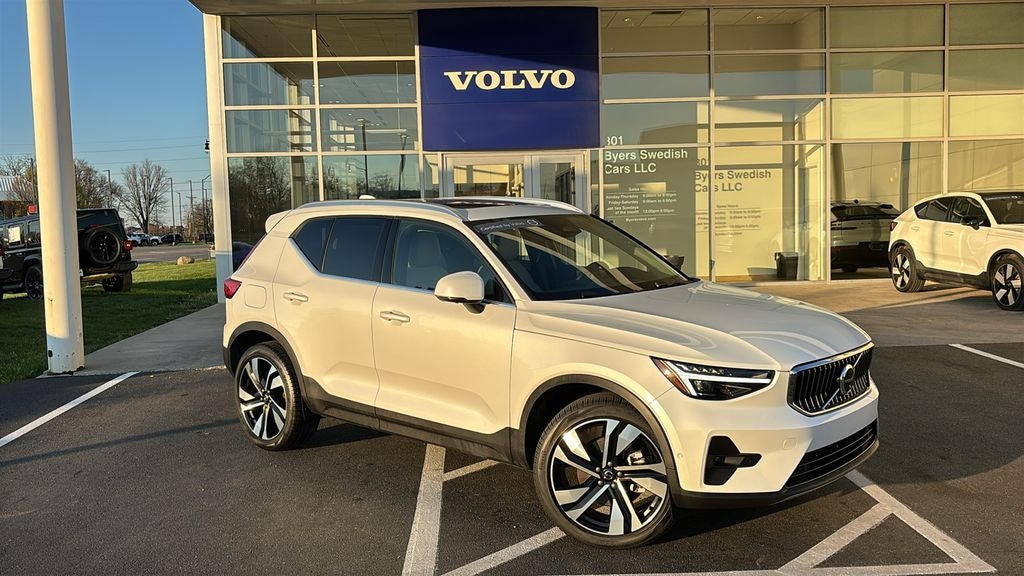 Certified 2024 Volvo XC40 Ultimate SUV