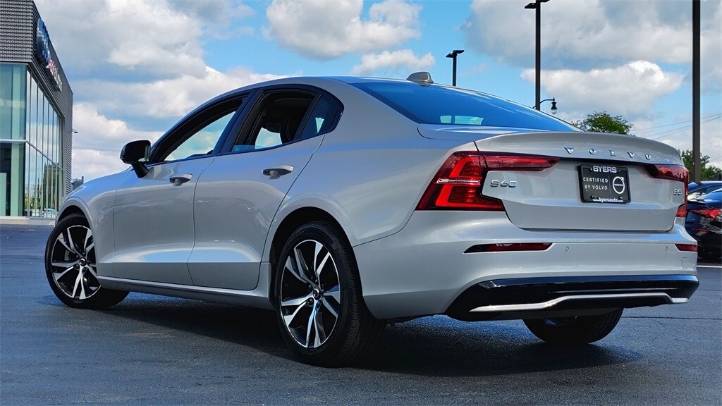 2025 Volvo S60 B5 Core photo 4