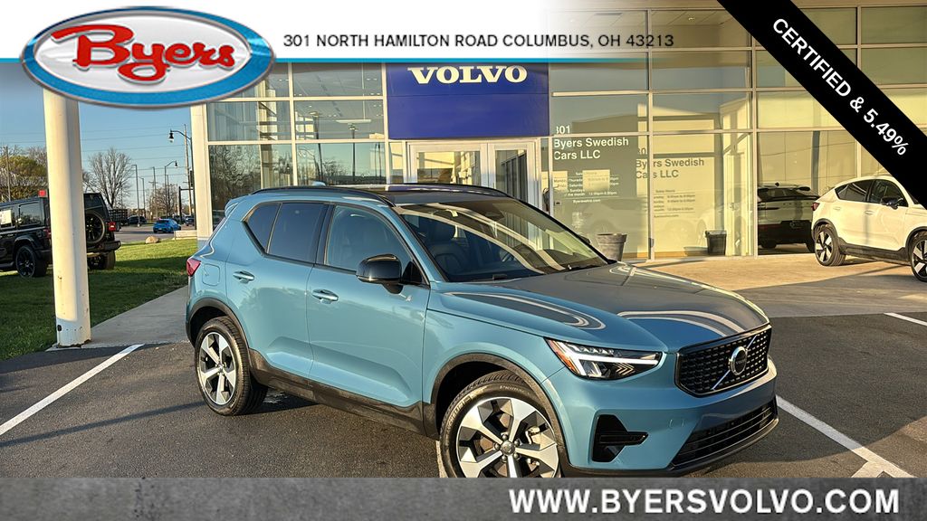 2024 Volvo XC40
