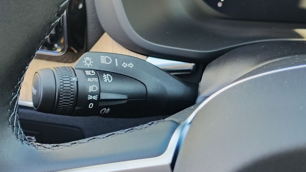 2026 Volvo XC60 Plus - Photo 19