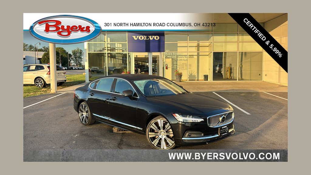 2023 Volvo S90 Sedan 