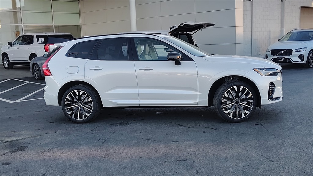 New 2026 Volvo XC60 B5 Ultra SUV