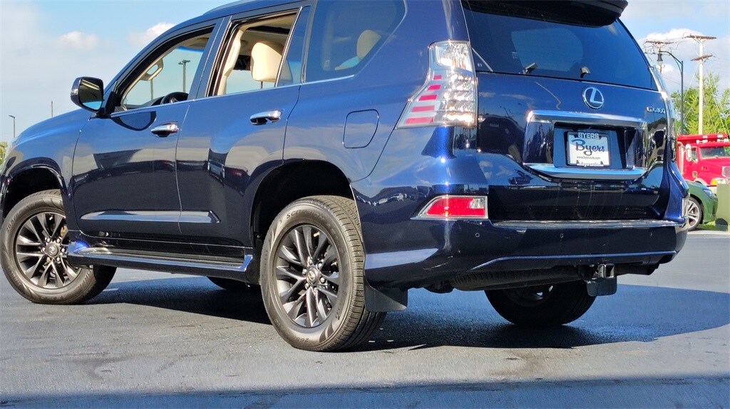 2020 Lexus GX 460 photo 3