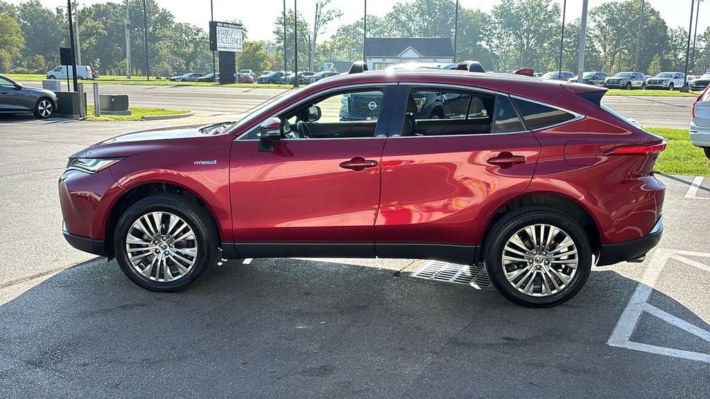 Used 2021 Toyota Venza XLE SUV