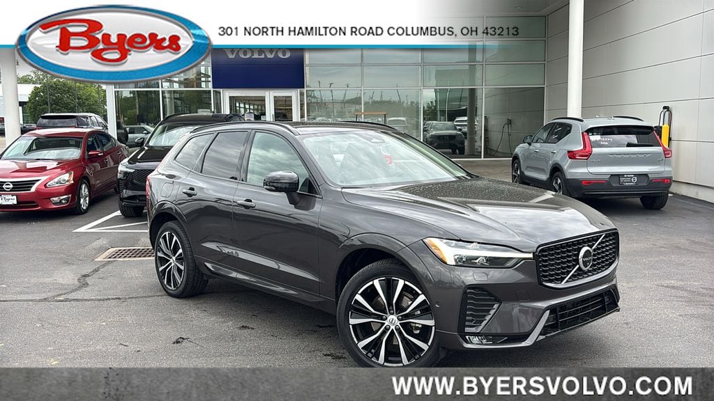 2025 Volvo XC60 B5 Plus Dark AWD's photo
