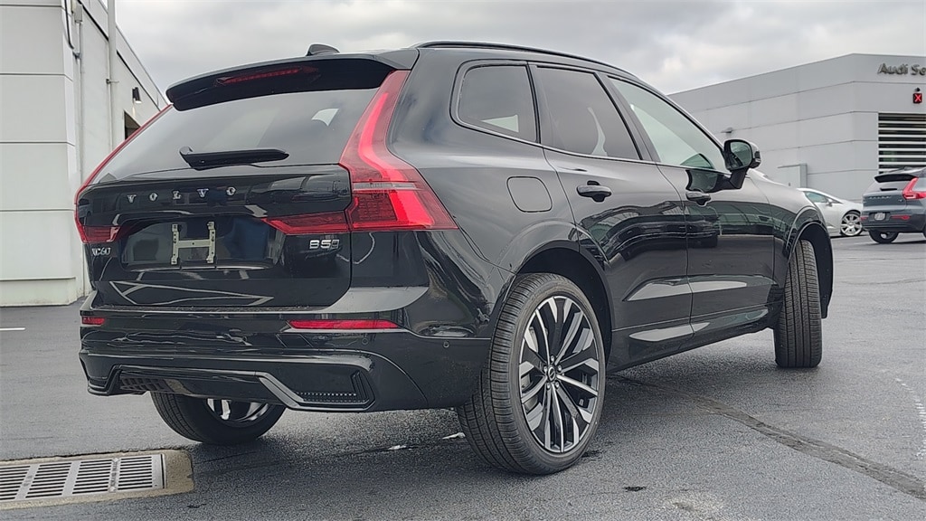 New 2026 Volvo XC60 B5 Ultra SUV
