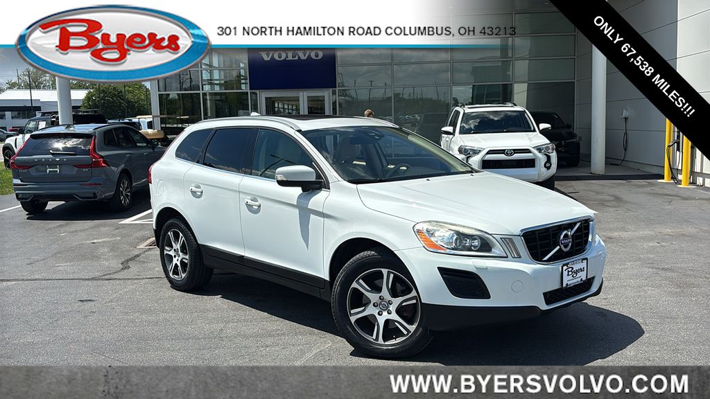 2013 Volvo XC60 T6 AWD Auto's photo
