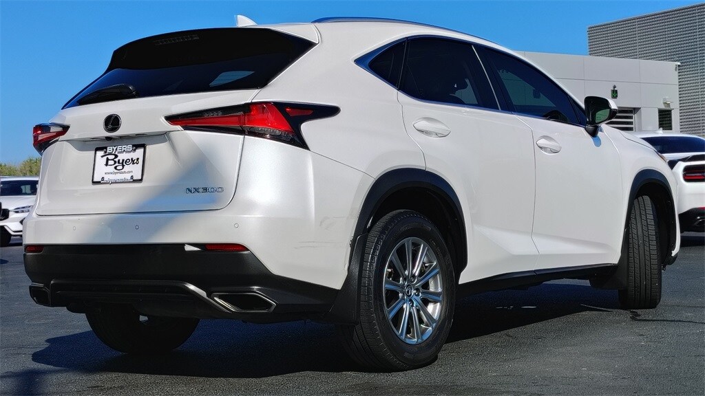 2020 Lexus NX 300 photo 2