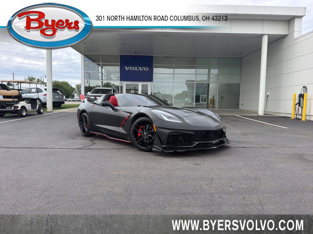 2018 Chevrolet Corvette Stingray Coupe 1LT's photo