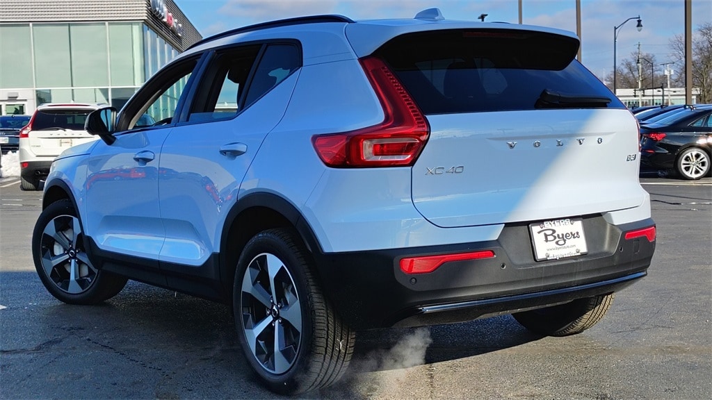 New 2026 Volvo XC40 B5 Plus SUV