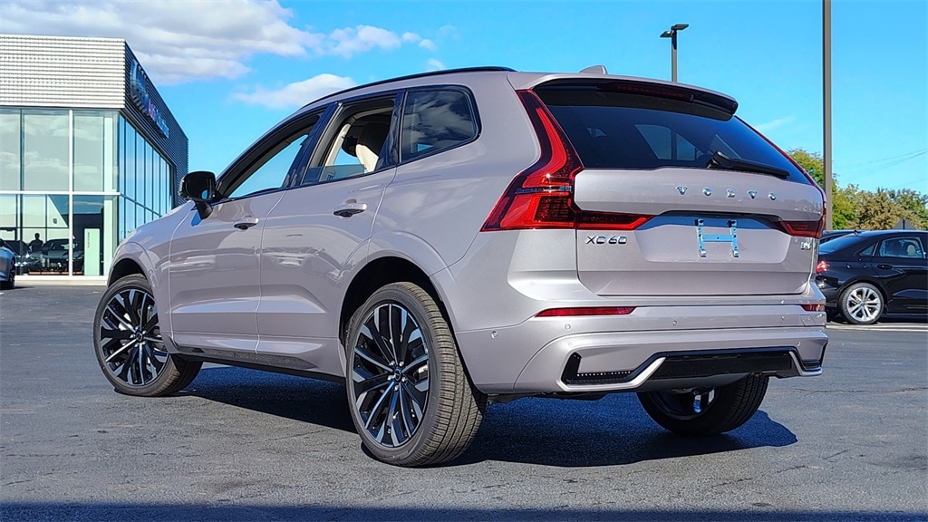 New 2026 Volvo XC60 B5 Ultra SUV