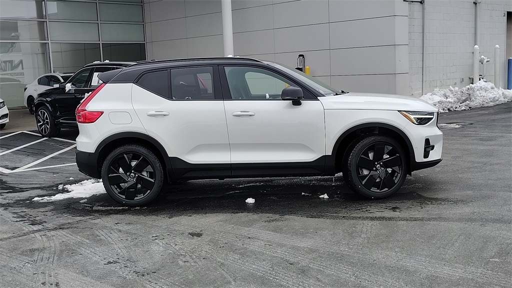 New 2026 Volvo XC40 B5 Ultra Black Edition SUV