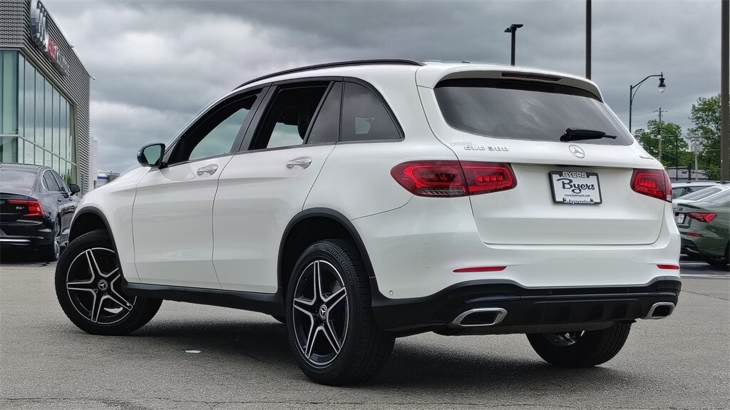 2022 Mercedes Benz GLC 300 4MATIC photo 3