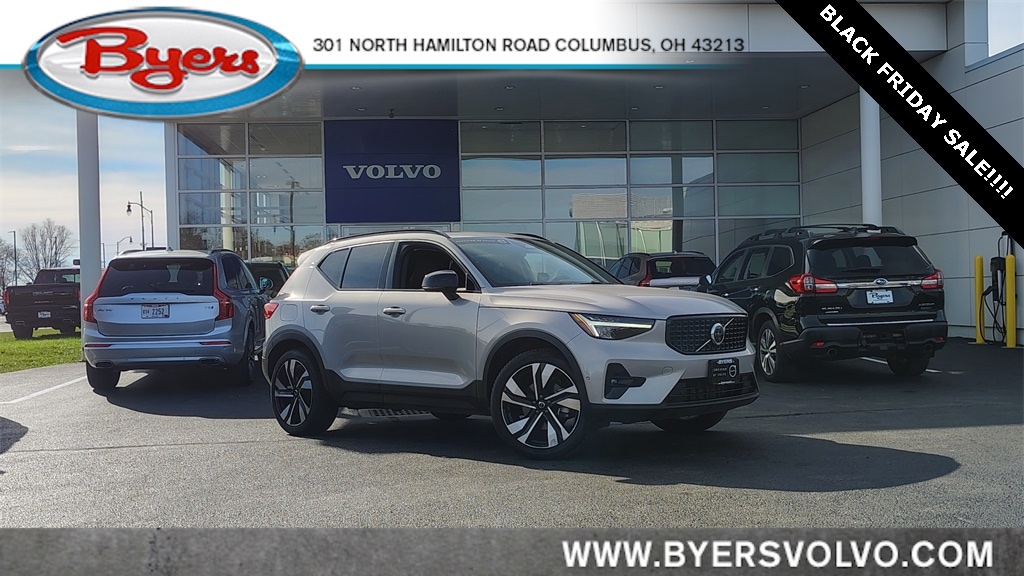 Certified 2025 Volvo XC40 B5 Plus Dark Theme SUV