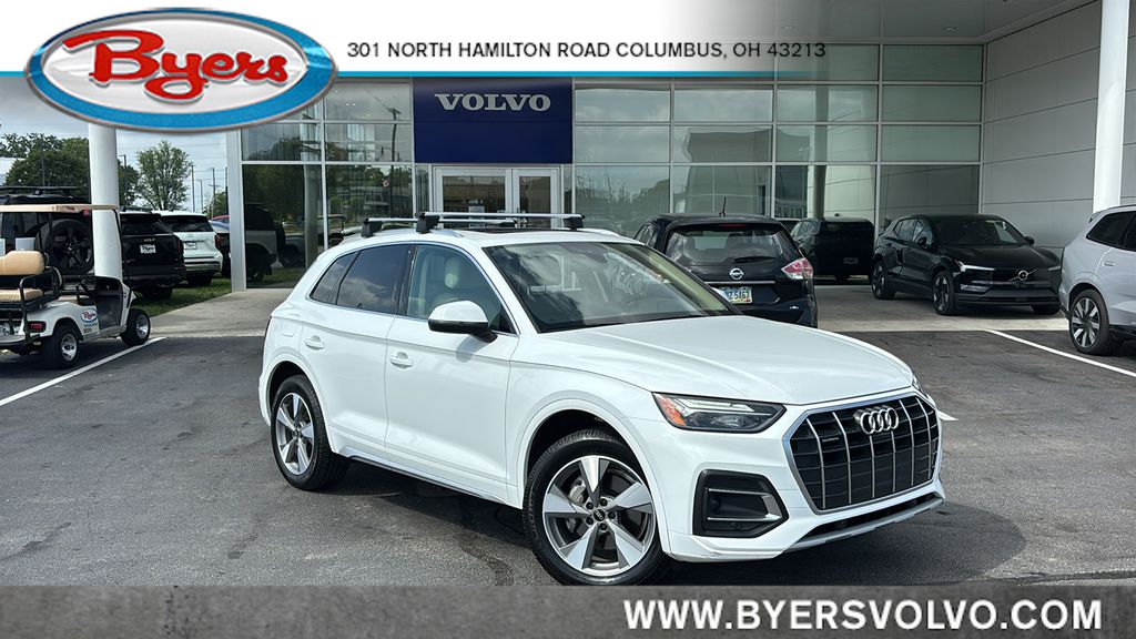 2022 Audi Q5 40 Premium Plus's photo