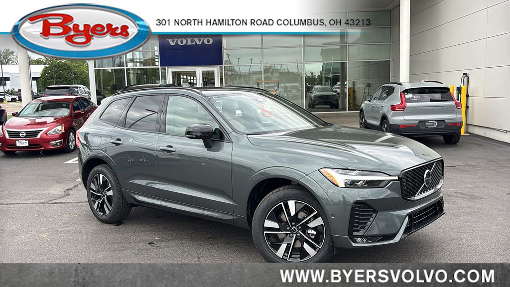 2026 Volvo XC60 B5 Plus Dark AWD's photo