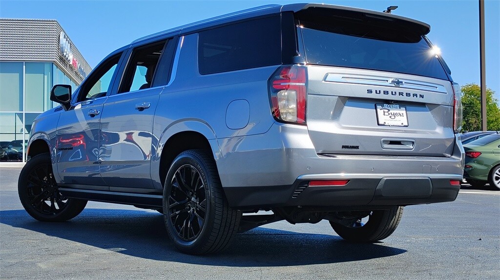 2021 Chevrolet Suburban High Country photo 4