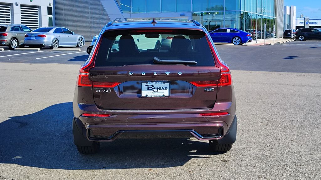 2026 Volvo XC60 Plus - Photo 36