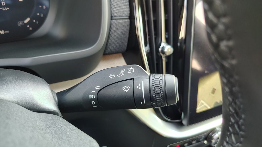 2026 Volvo XC90 Plus - Photo 19