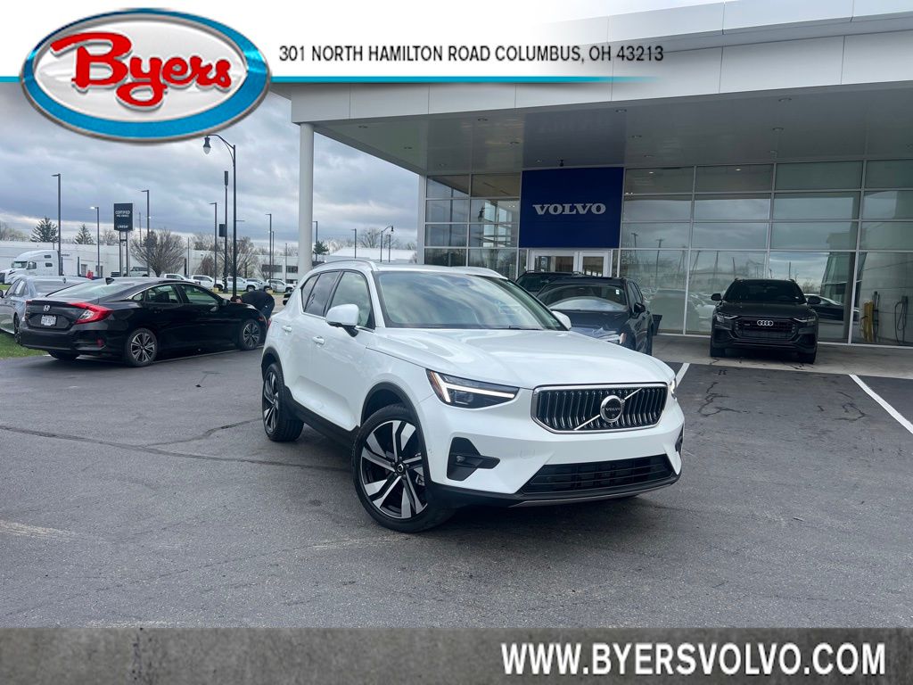 2024 Volvo XC40