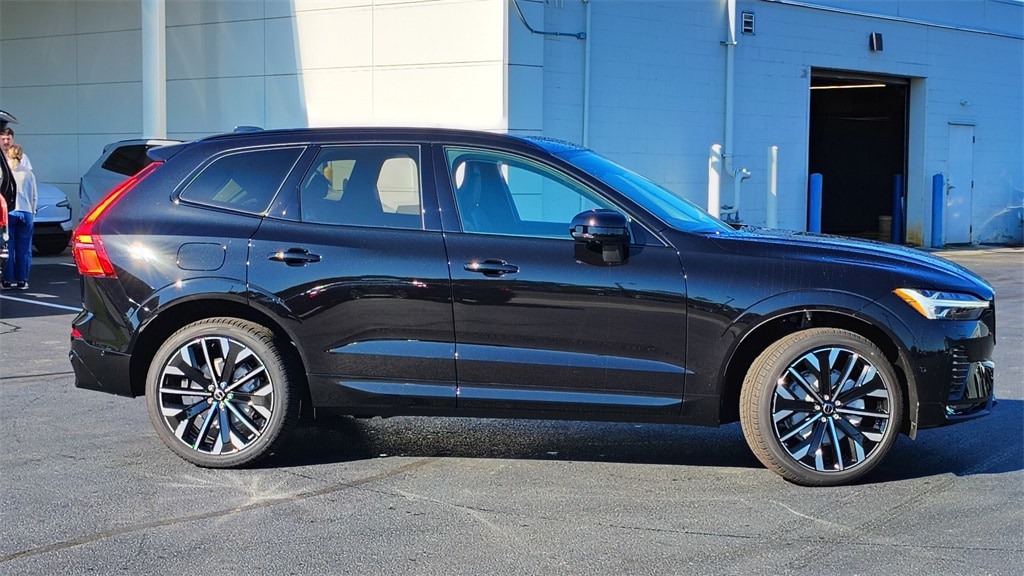 New 2026 Volvo XC60 B5 Ultra SUV