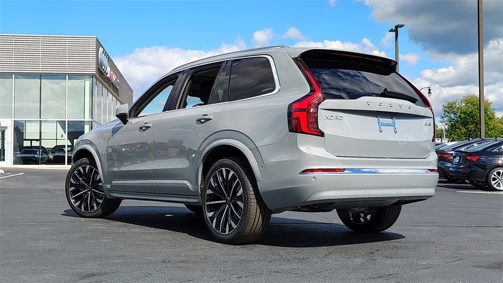 New 2026 Volvo XC90 B6 Plus 7-Seater SUV