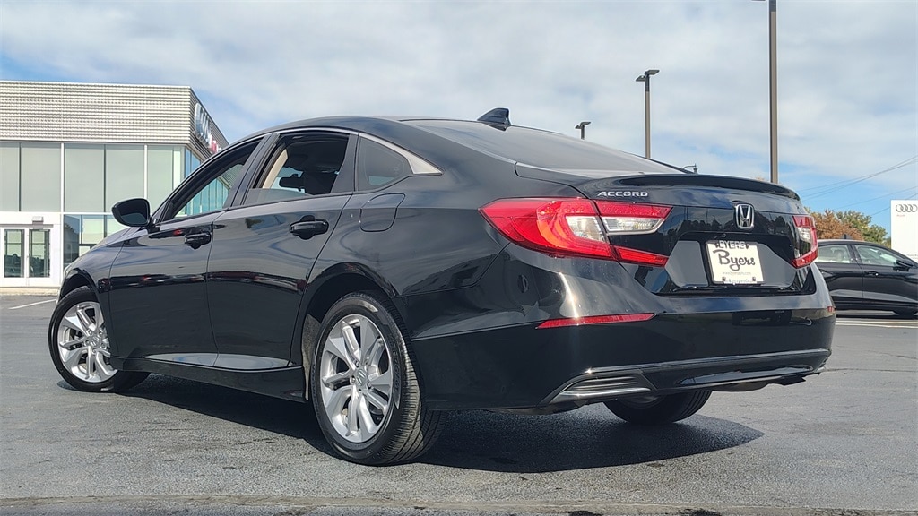 Used 2018 Honda Accord LX Sedan