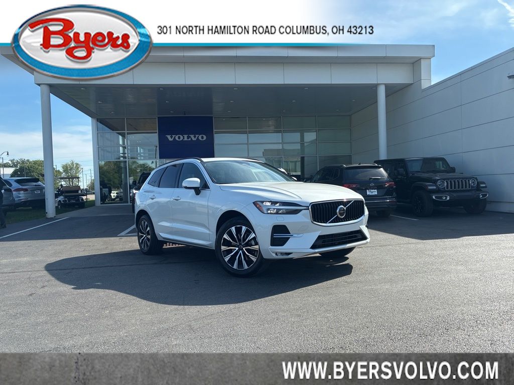 2023 Volvo XC60 B5 Core AWD's photo