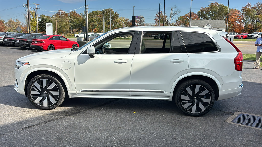 Certified 2024 Volvo XC90 Recharge Plug-In Hybrid T8 Plus Bright Theme 7 Passenger SUV