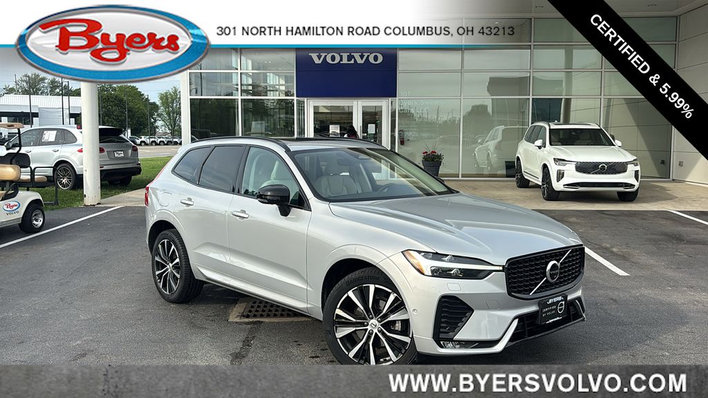 2023 Volvo XC60 B5 Plus Dark Theme AWD's photo