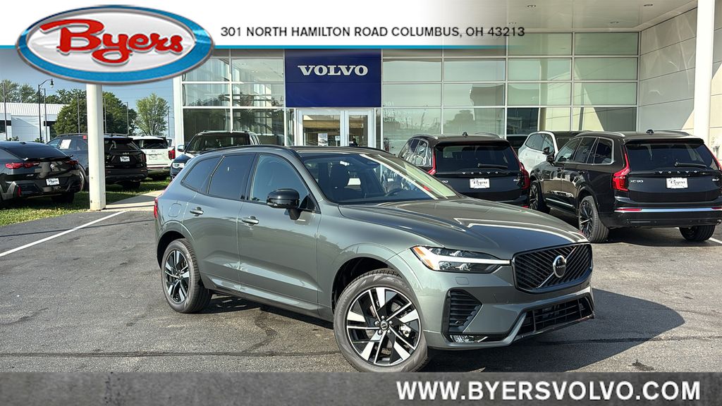 2026 Volvo XC60 B5 Core Dark AWD's photo