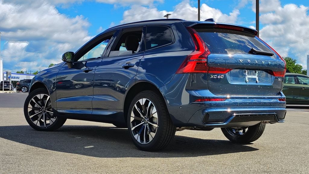 New 2026 Volvo XC60 B5 Plus SUV