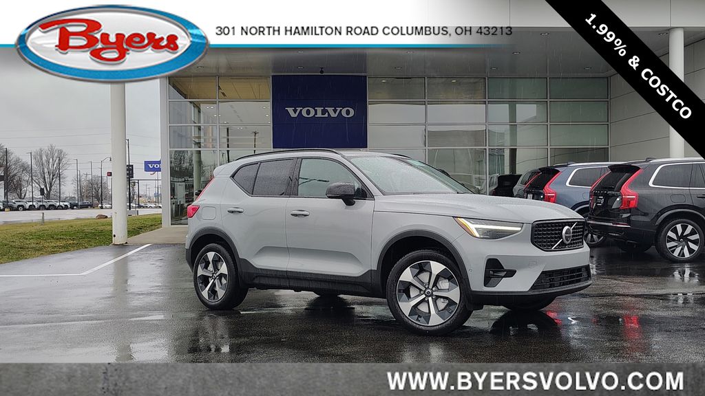 2026 Volvo XC40