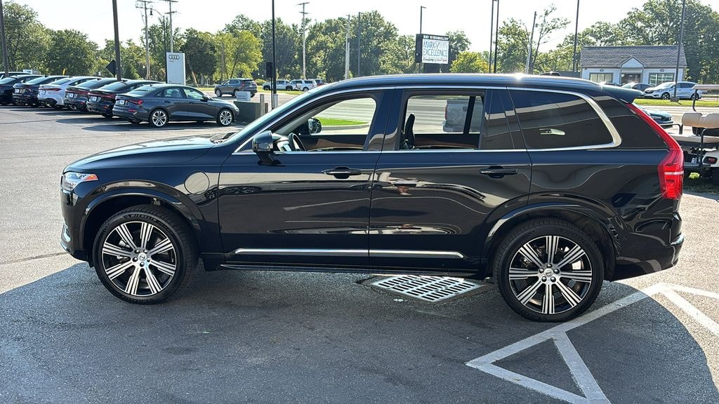 Certified 2025 Volvo XC90 Plug-In Hybrid T8 Plus SUV