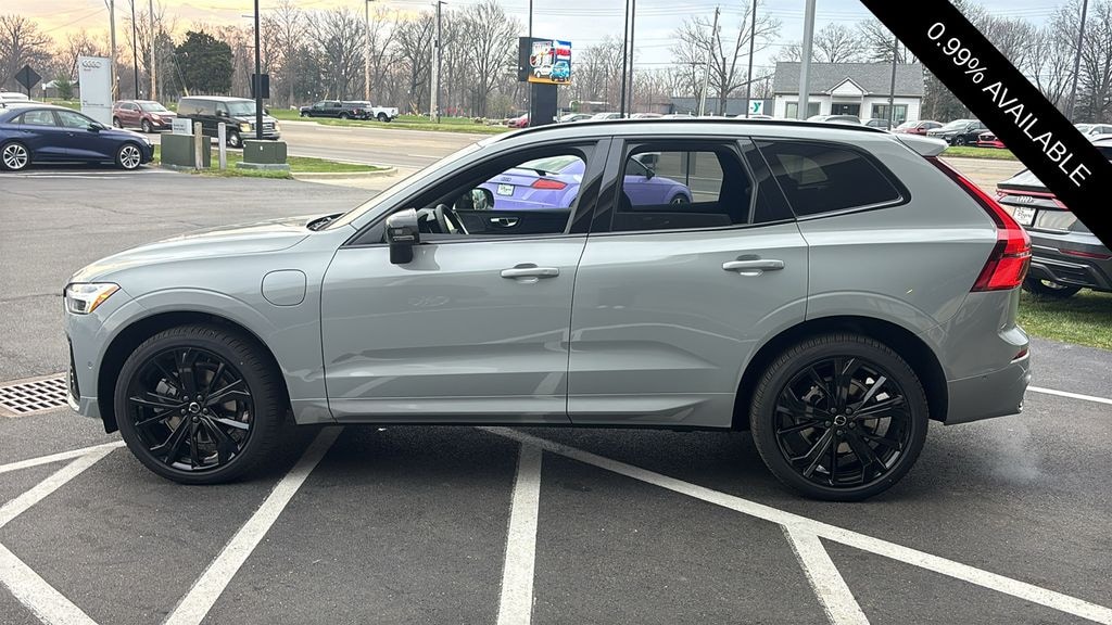 New 2026 Volvo XC60 plug-in hybrid T8 Ultra Black Edition SUV
