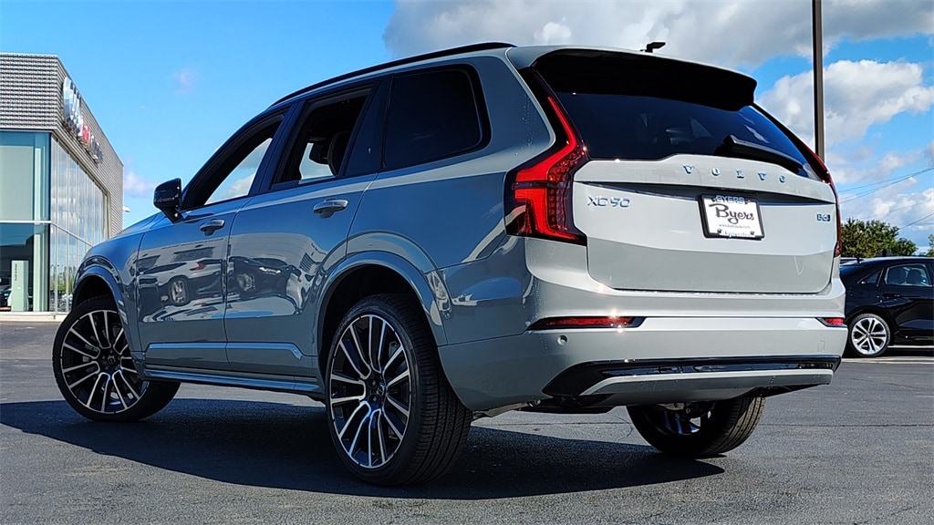 New 2026 Volvo XC90 B6 Ultra Dark Theme 7-Seater SUV