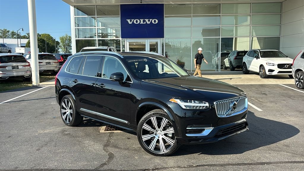 Certified 2025 Volvo XC90 Plug-In Hybrid T8 Plus SUV