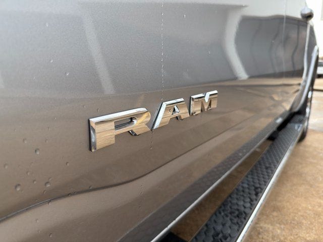 2025 RAM 1500 Big Horn/Lone Star - Photo 10