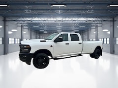 2025 Ram 3500 TRADESMAN CREW CAB 4X4 8' BOX Pickup