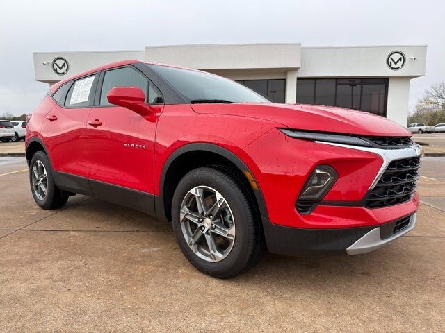 2023 Chevrolet Blazer 2LT photo 3