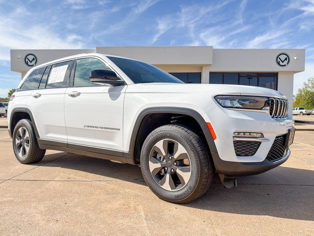 Used 2024 Jeep Grand Cherokee 4xe with VIN 1C4RJYB63RC120438 for sale in Duncan, OK