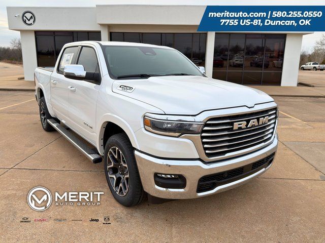 2025 RAM 1500 Laramie Crew Cab 4WD