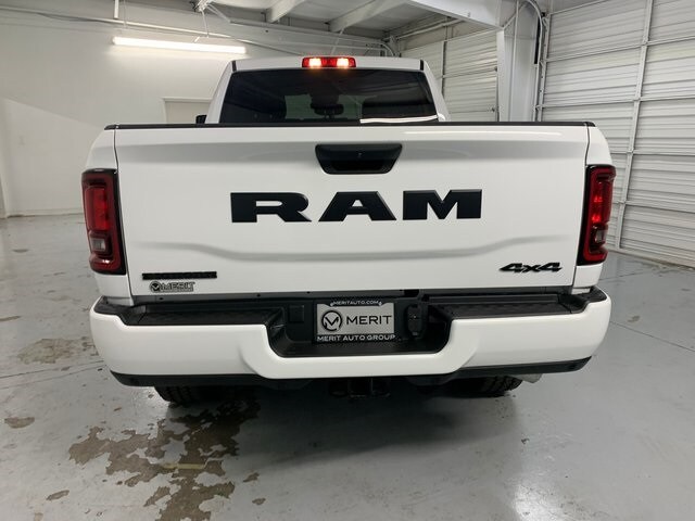 2026 Ram 2500 Big Horn photo 4