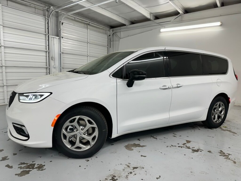 New 2024 Chrysler Pacifica LIMITED For Sale Duncan OK