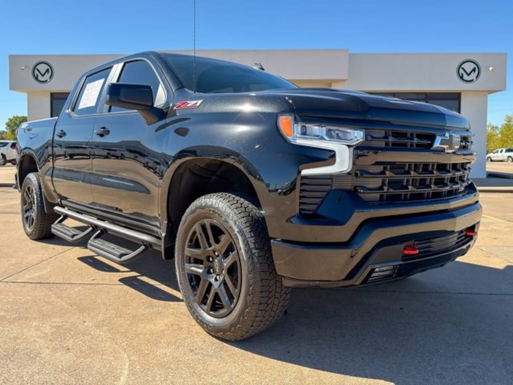 Used 2025 Chevrolet Silverado 1500 LT Trail Boss Truck Crew Cab