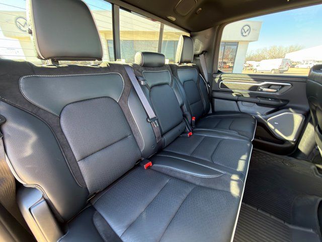 2025 RAM 1500 Laramie - Photo 31