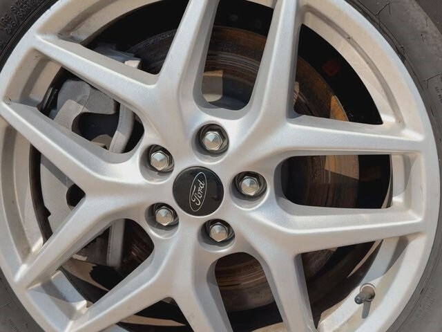 2024 Ford Edge SEL photo 3