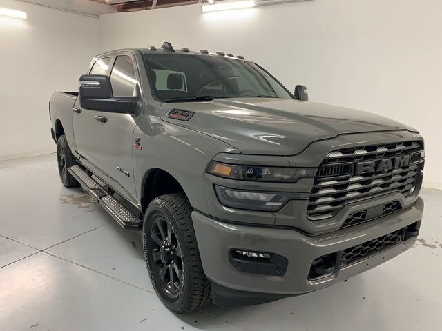 2026 Ram 2500 Big Horn photo 3