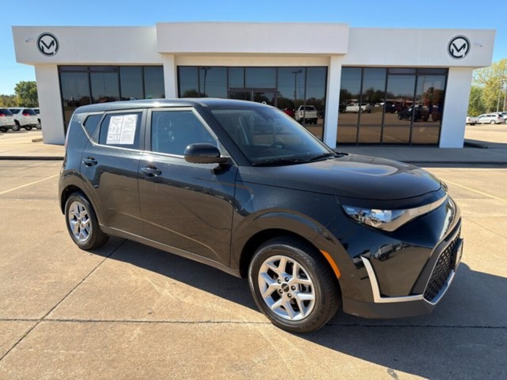 Used 2024 Kia Soul LX Hatchback