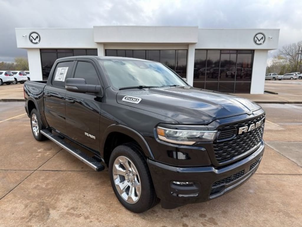 New 2026 Ram 1500 BIG HORN CREW CAB 4X4 5'7 BOX Pickup